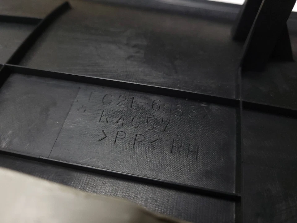 Painel de porta Mazda CX-7 2007 - 2012 traseiro passageiro lateral direito acabamento fabricante de equipamento original - Imagem 3 de 4