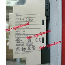 Zelio PLC SR2A101BD ML nuovo sigillato in fabbrica