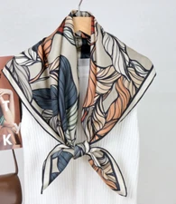 Pure 14 Momme Twill Silk Wrap Scarf Bandanna leaf Print Square Shawl 35’’new