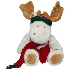 Karstadt Warenhaus LIVING, weißer Elch mit winterlicher Montur Kuscheltier 38cm