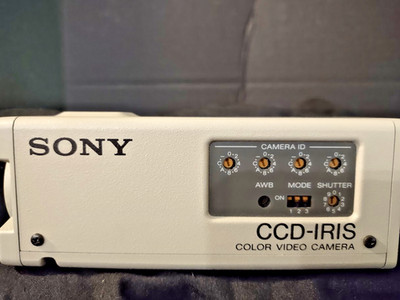 Sony CCD-IRIS Color Video Camera Model DXC-107 | eBay