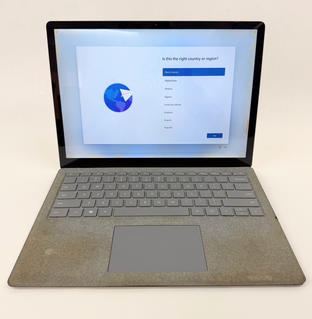 Surface Laptop 2 1769 i5 8GB　256GB 美品　#2 Microsoft Surface Laptop 2 1769 13.5