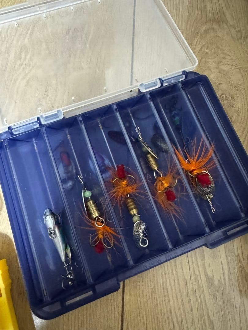 Old Plano 787 Tackle Box with Unused Jackson Meteora 45 Lures & Spinners - Image 6