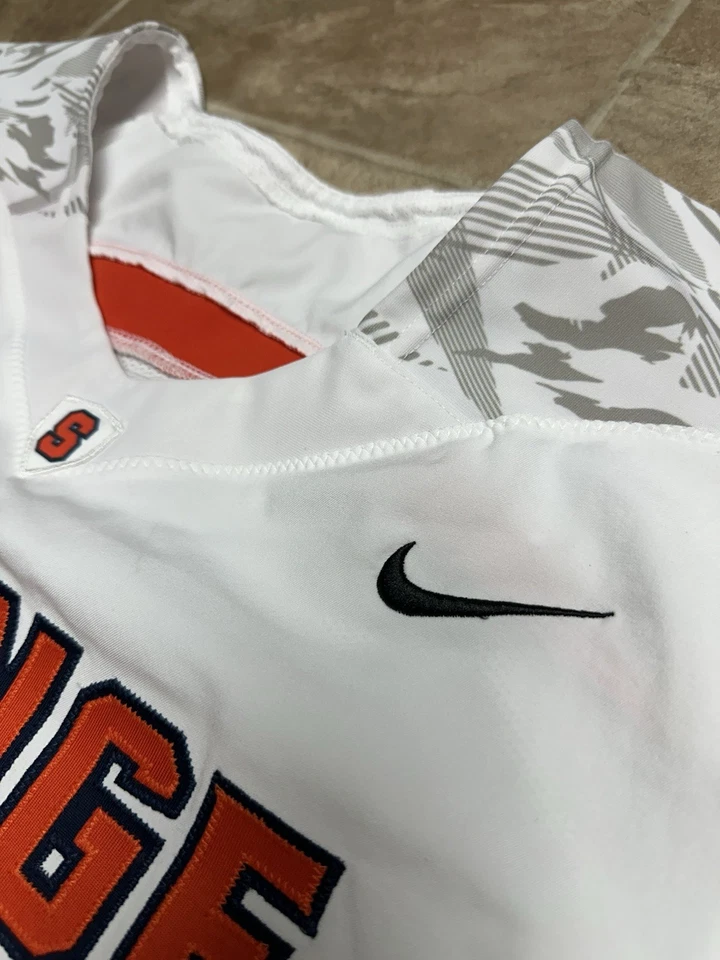 Мужская футболка Nike NCAA Syracuse оранжевая лакросс No22 размер L спортивная одежда б/у в отличном состоянии - Изображение 3 из 4