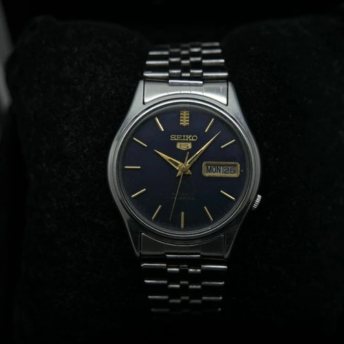 Vintage 1987 Seiko 5 Automatic 7009-3041 Stainless Steel Day Date Japan