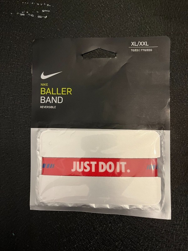 Nike Baller Band Adult XL/XXL Brand NEW Wrist Band