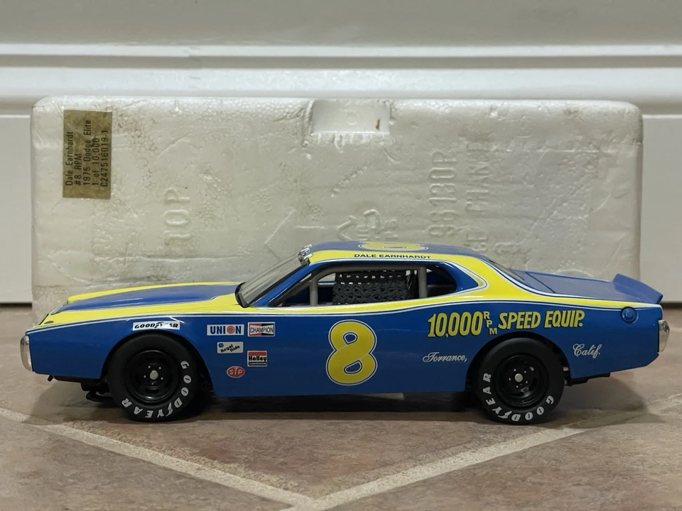 1975 Dale Earnhardt RPM 10,000 Speed Equipment Dodge Charger NASCAR ELITE 1/24 - Image 2 of 4