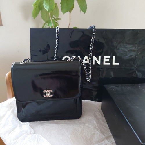 CHANEL CC Turn Lock Chain Shoulder Flap Bag Patent Leather Black Silver Used