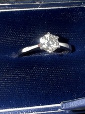 18ct White Gold Diamond Single Stone Ring Size M