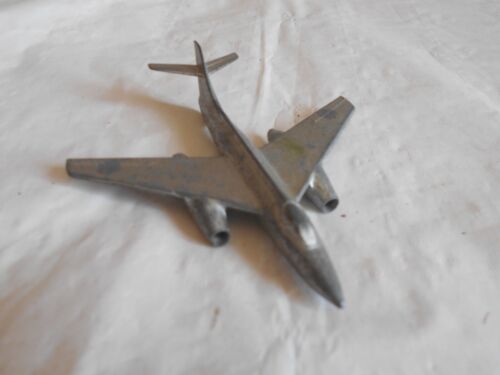Solido Vautour jet fighter vintage model Aircraft series 1960s missing wheels - Picture 2 of 6