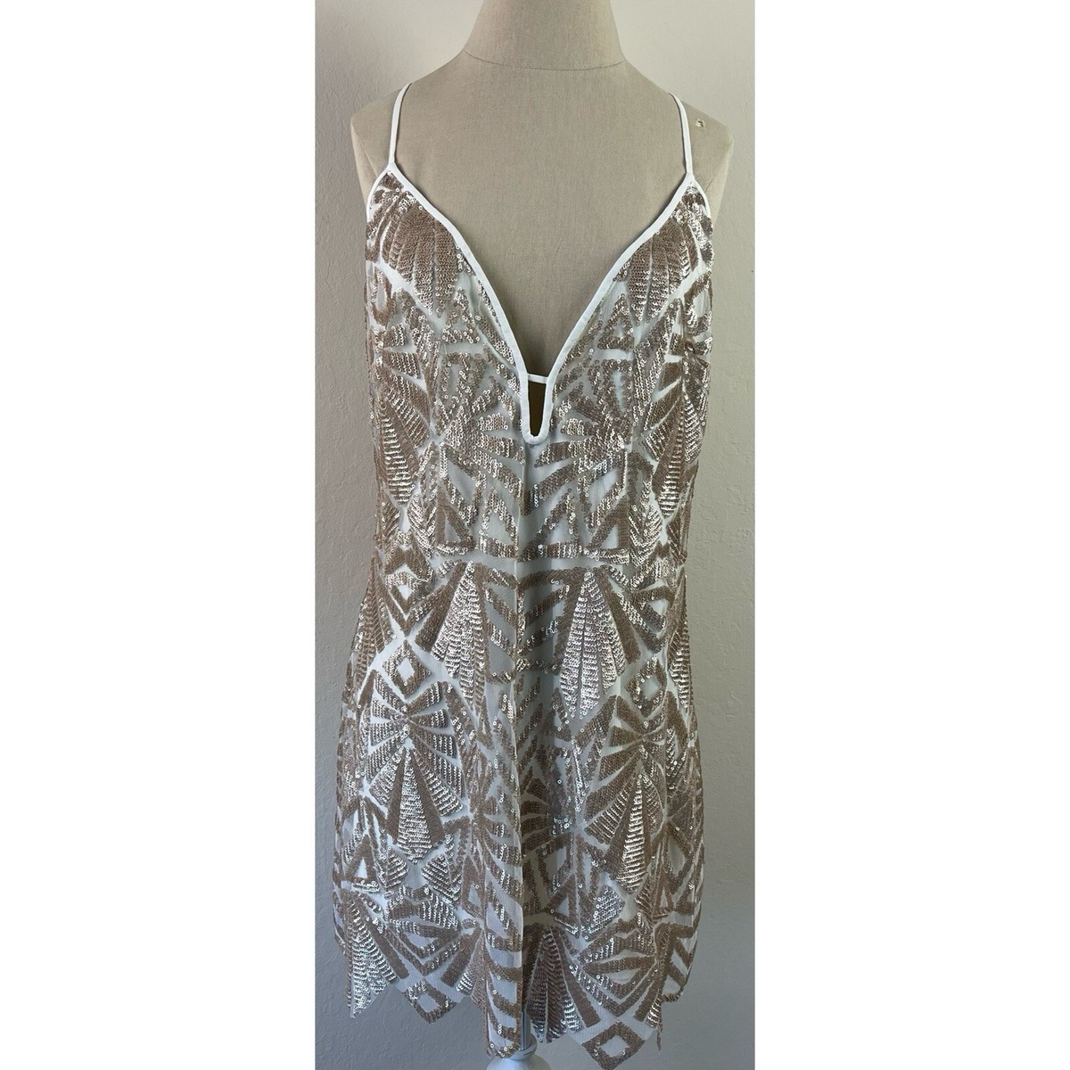 saylor gold dress Saylor Dalarie Gold Sequin Maxi Dress main image 1