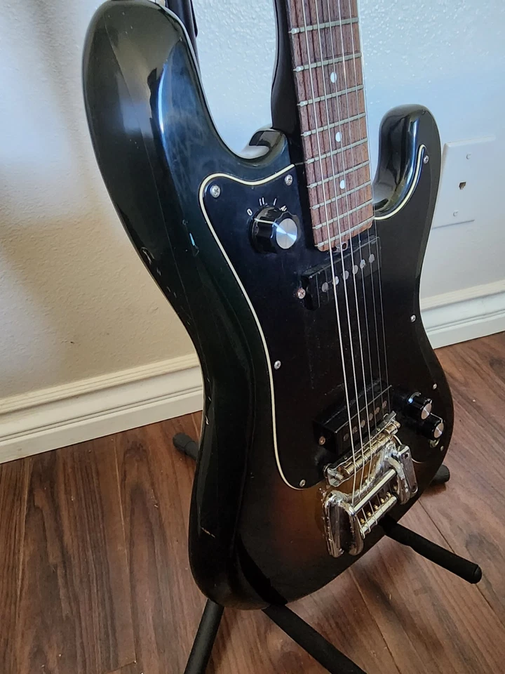 Vintage Eko Cobra Electric Guitar 1966 Sunburst made in Italy original condition - Image 4 of 4