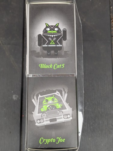 Dead Zebra Android Collectible - Heroes & Villains III - Complete Set - Picture 3 of 6