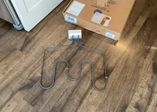 OEM WB44K10009 GE Range Oven Bake Unit Lower Heating Element AP3190019 PS249242