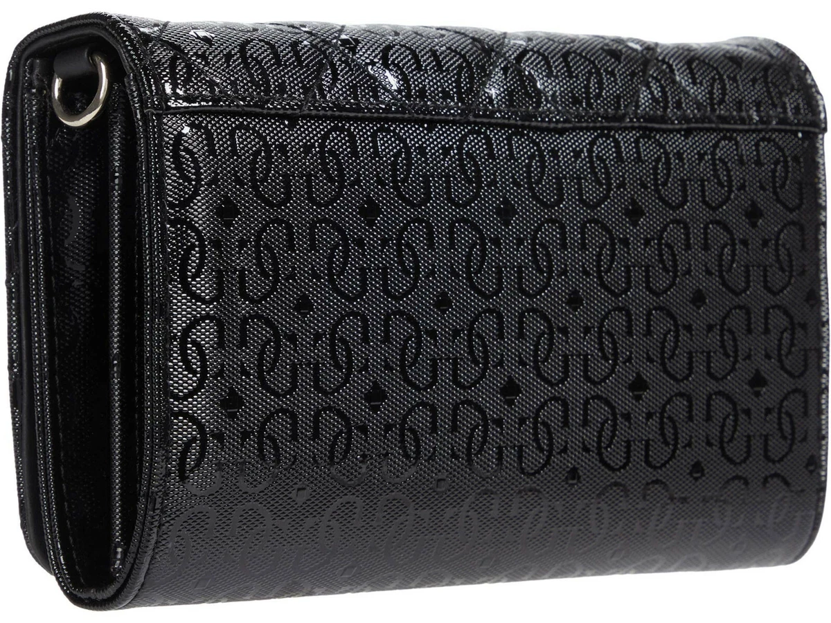 Guess store chain wallet
