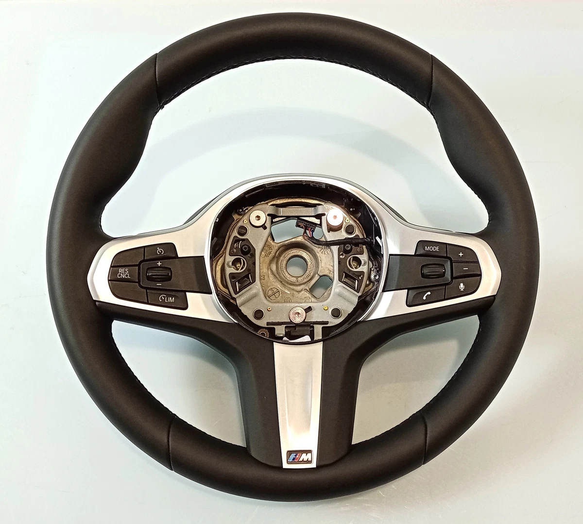 BMW OEM M sports steering wheel leather 8008178 vin:BH48967 3KM 