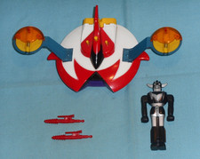 vintage SHOGUN WARRIORS SOLAR SAUCER with black Grandizer missiles FREE SHIP