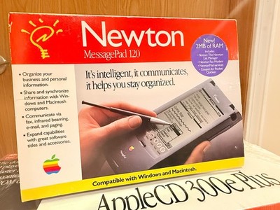 NEW IN BOX - Apple Newton MessagePad 110 in 120 Box