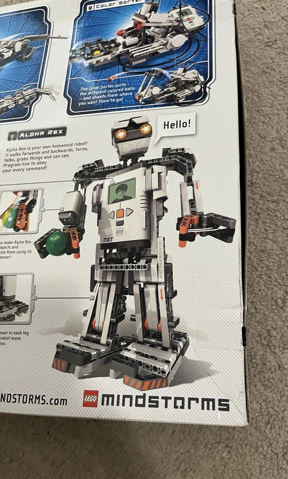 LEGO 8547 MINDSTORMS Nxt 2.0 Factory Sealed Brand New (Dented Box) 2009! - Image 4 of 4