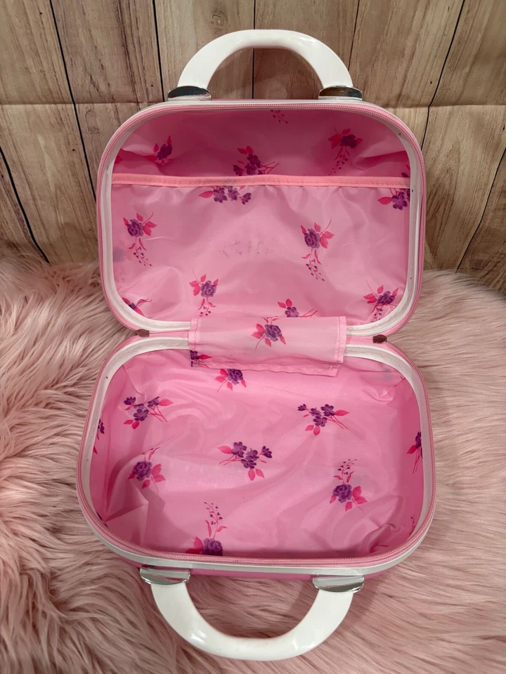 EQUIPAJE BLING ESTRÁS HELLO KITTY Foto 3 de 4