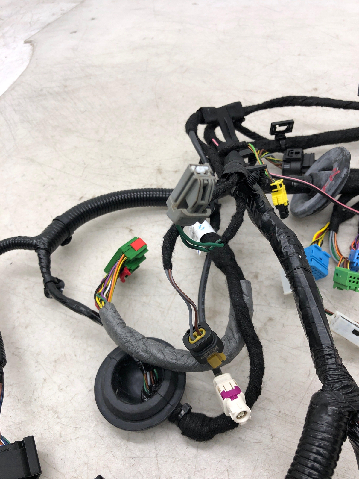2020-2023 ASTON MARTIN VANTAGE RIGHT DOOR WIRING WIRE HARNESS MY63-14631-BA OEM