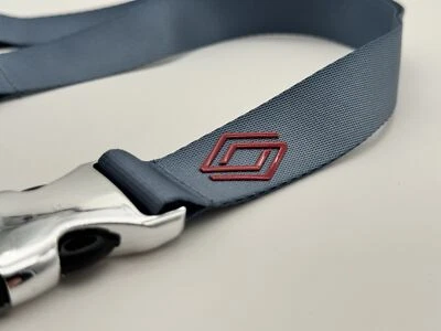 Original Renault Lanyard Blau mit Logo Schlüsselanhänger NEU 7711948753