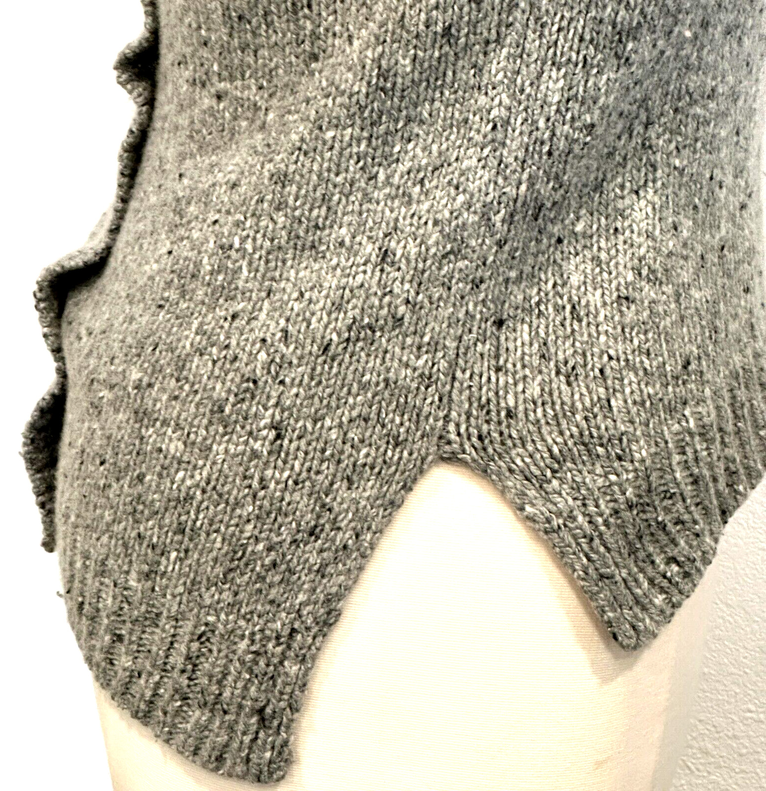 Willi Smith Gray Pullover Sweater Button at Back … - image 5