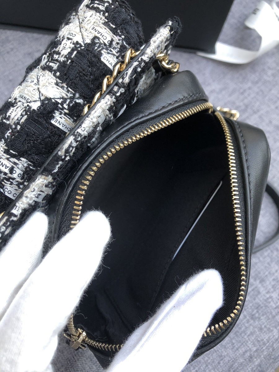 Rare! Authentic Chanel crossbody mini tweed ribbon Rare! Authentic Chanel crossbody mini tweed ribbon