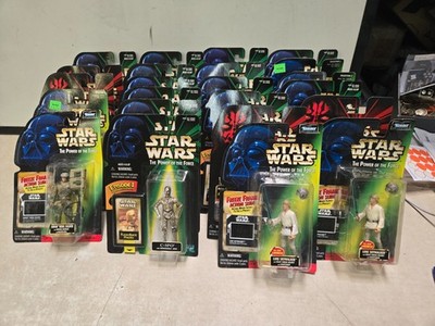 Lot of 23 Sealed Star Wars Figures Power of the force + READ
