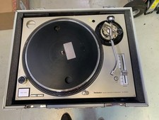 Technics SL-1200MK3D Turntable w/ Road Flight Case