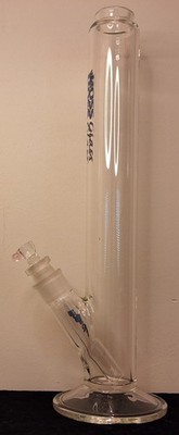 HOSS glass 20'' tube style water pipe THICK