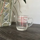 Vintage Pyrex Measuring Cup 508  1 Cup 8oz Red Lettering Closed D Handle