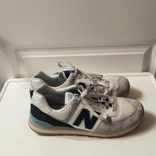 New Balance 574 Men  s Size 11 Gray/Navy Blue Sneakers ML574SOU