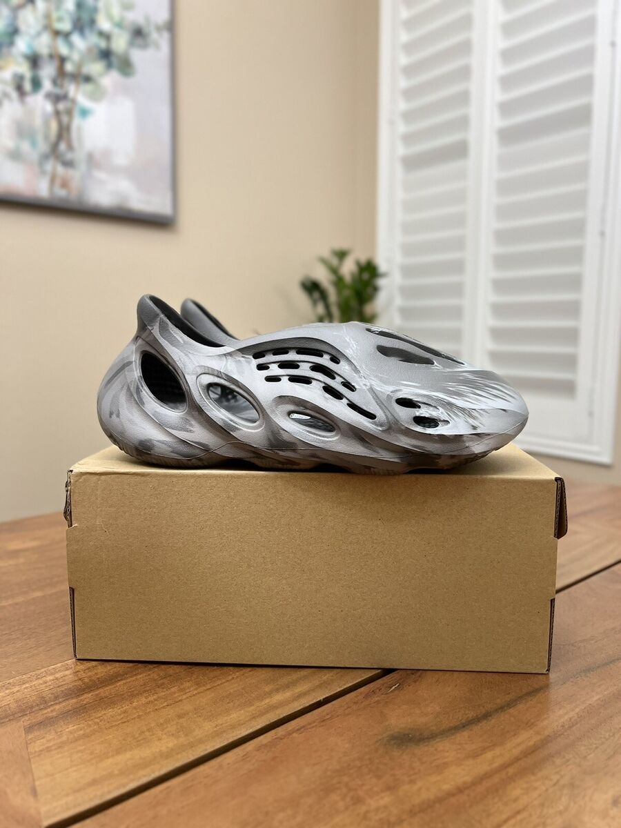 Adidas Yeezy Foam Runner RNR MX Granite Men Size 8 Brand New Adidas Yeezy Foam Runner RNR MX Granite Men Size 8 Brand New