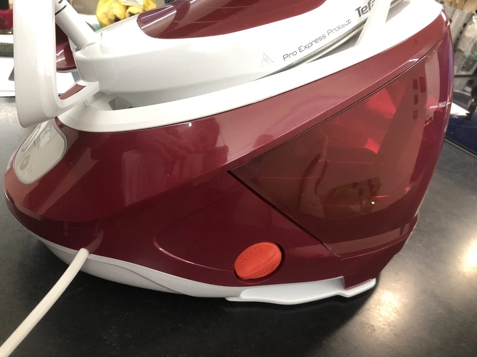 Tefal Hochdruck Dampfbügelstation Bügeleisen, Pro Express Protect, Weiß &...  - Bild 4 von 4