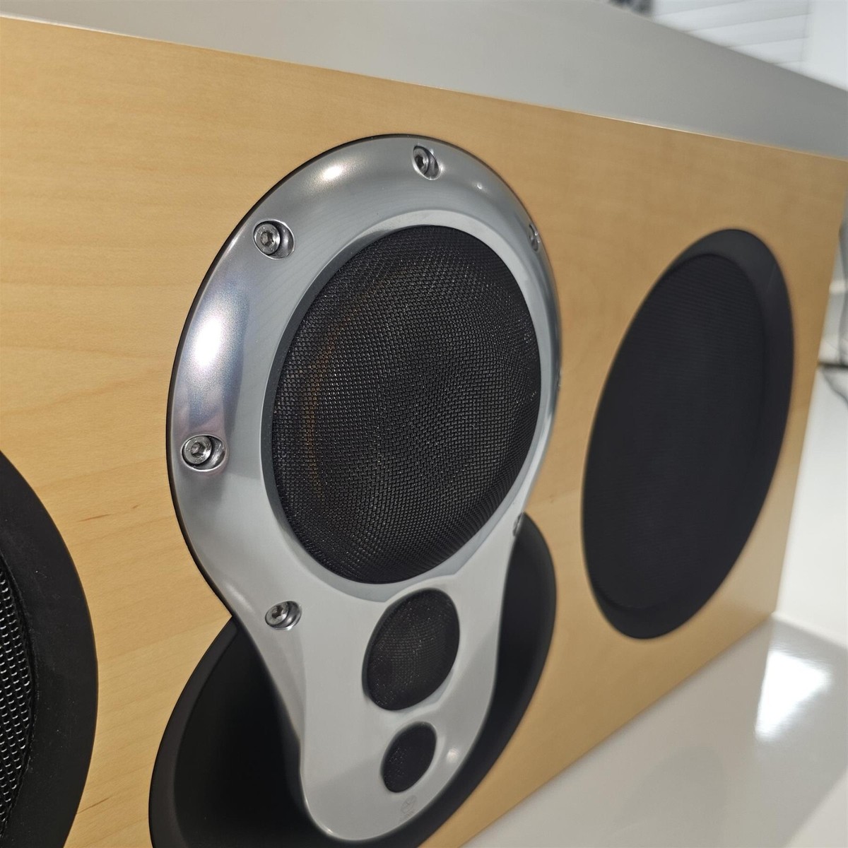 Loudspeaker Linn Akurate 225 Linn Akurate 225 Centre Speaker Reverb UK