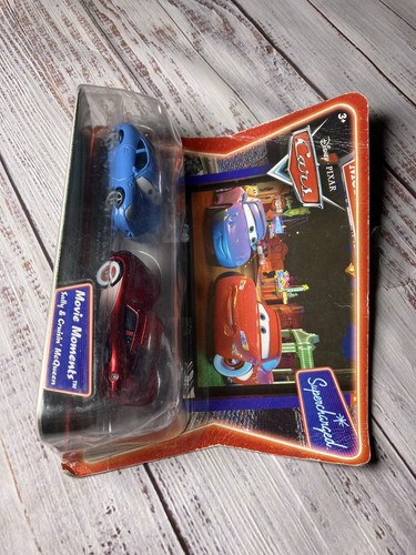 Disney Pixar Cars Movie Supercharged Moments SALLY CRUISIN' MCQUEEN - Nuovo - Foto 4 di 7