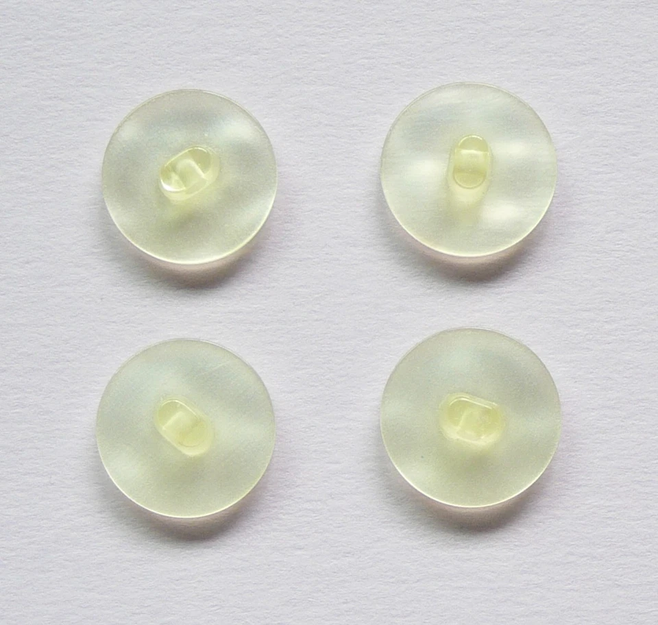4 Off-White Pearly Shank Buttons Vintage Jacket Crafts 11/16" 17mm - Image 2 of 4