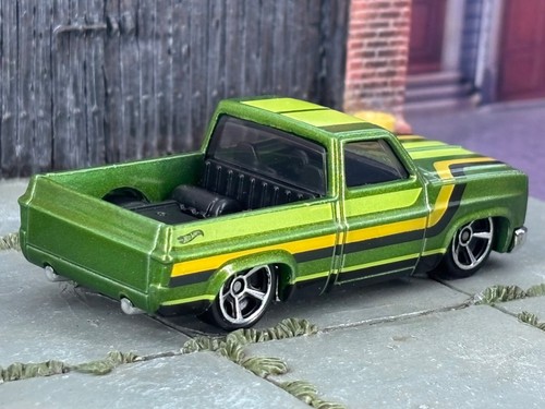 🔥(Loose Hot Wheels) U-PICK Trucks Cars Mainlines BOX SHIPPED Premiums BW’s🔥 - Picture 14 of 678