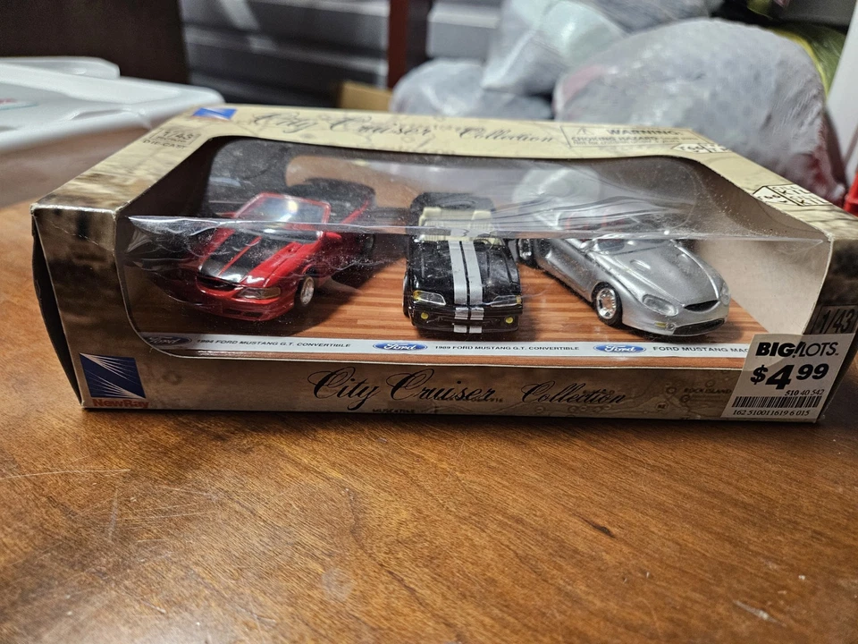 Vintage NEW Ray City Cruiser 3 CAR Collection 1:43 Fox Body Mustang GT Mach III - Image 4 of 4