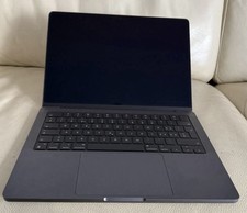 Apple MacBook Pro M4 14” 16GB 512GB Space Black (2024) Wie Neu