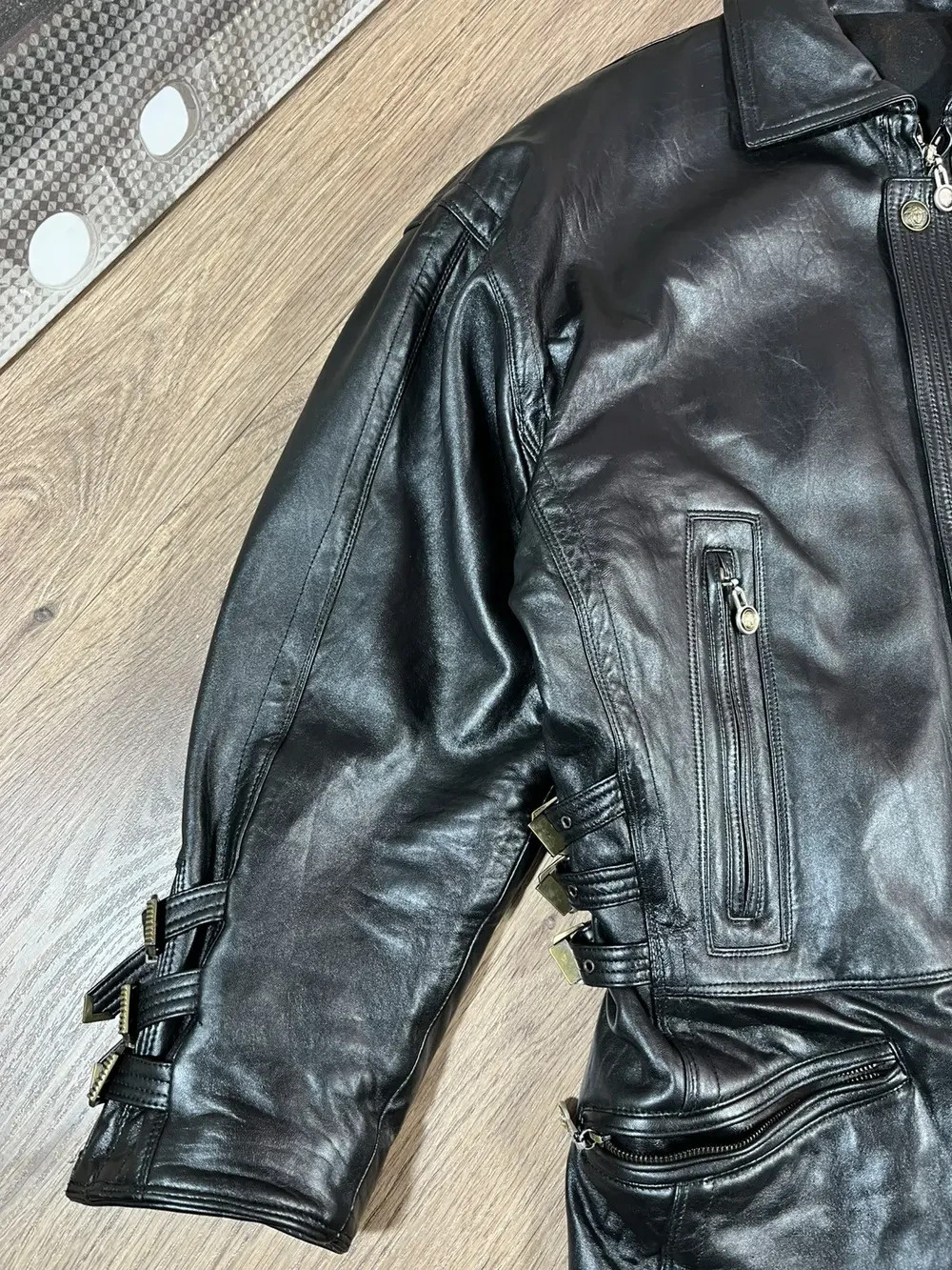 GIANNI VERSACE 1992s LEATHER JACKET VERY RARE image 7