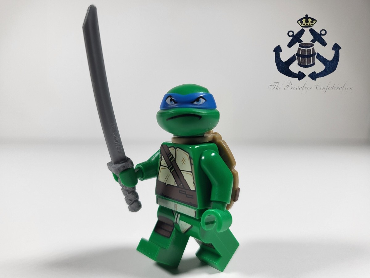 LEGO 2013 Teenage Mutant Ninja Turtles Minifigure Leonardo Katana tnt009  TMNT