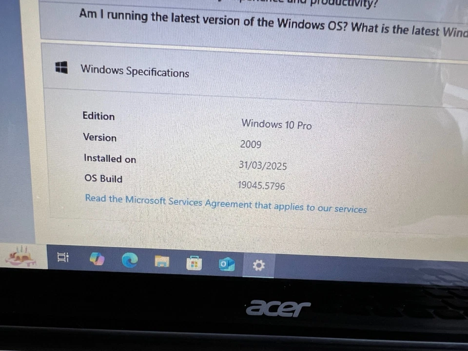 Acer Aspire V5-571P Touchscreen Laptop Screen Cracked, for Spares or Repairs - Image 4 of 4