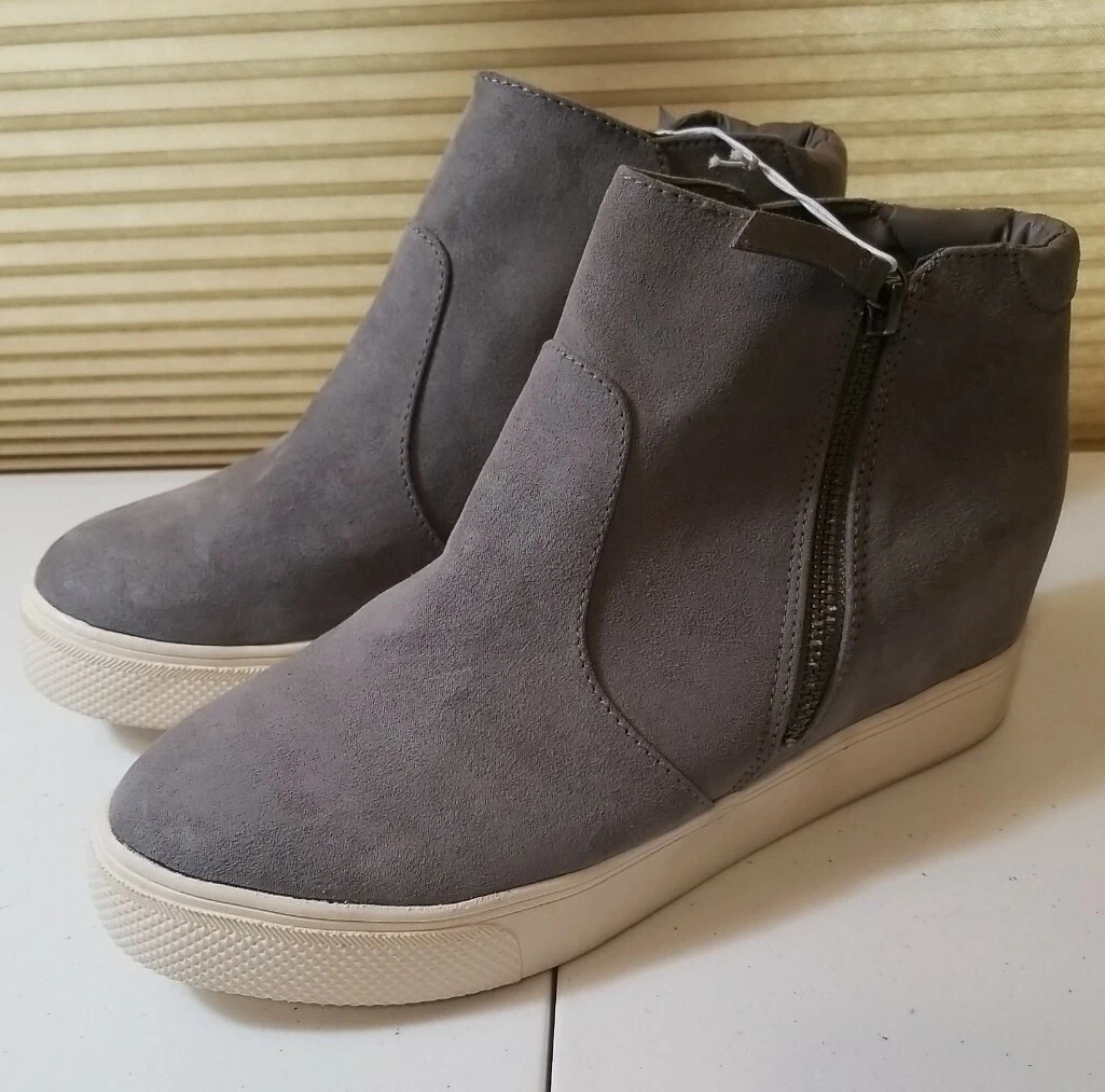 Universal Threads Ankle Walking Boots Hidden Wedge Women s Shoe Side Zipper