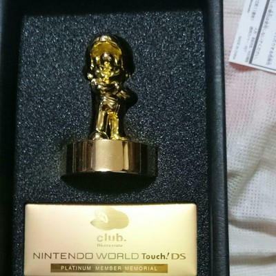 club nintendo mario statue