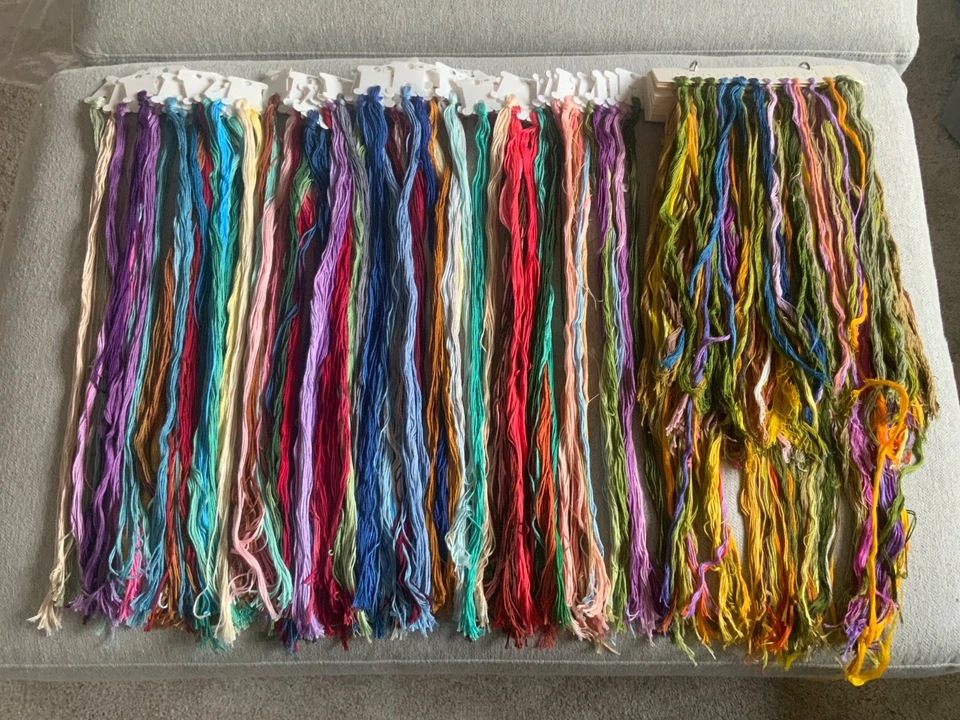 Lot 150 DMC EMBROIDERY CROSS STITCH FLOSS THREAD Mixed Colors - Image 2 of 4