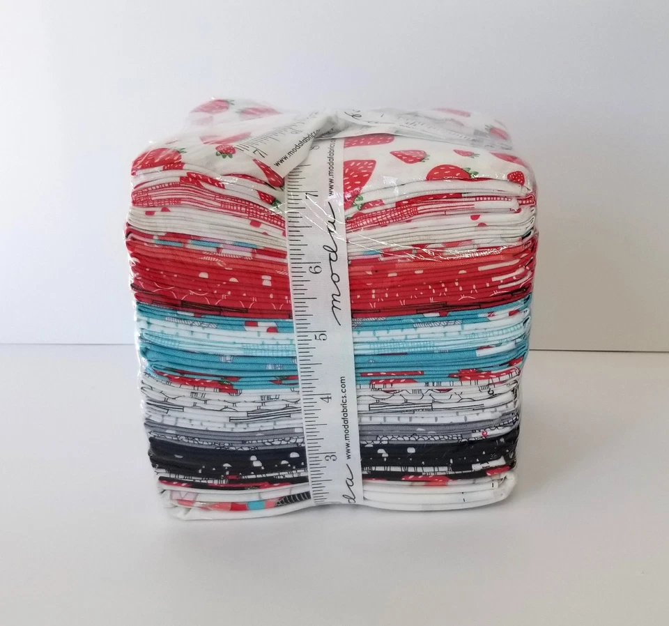 Farm Fresh Fat Quarter Bundle FQB by Gingiber for Moda Fabrics - Image 2 of 3