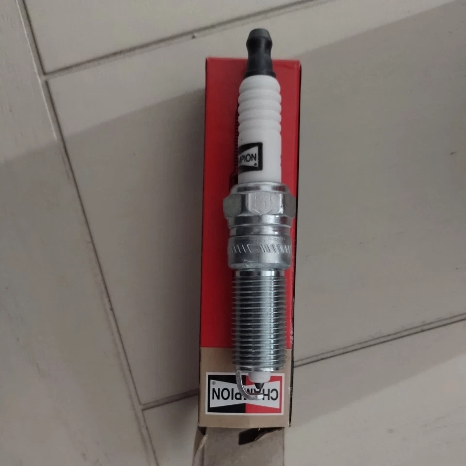 (4pk) Champion Spark Plug 3570 fits Chevrolet Malibu 2013-2015 L4-2.5L - Image 4 of 4