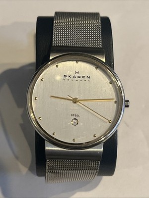 Skagen Denmark Armbanduhr Edelstahl mit  charakteristischen Milanaise-Armband